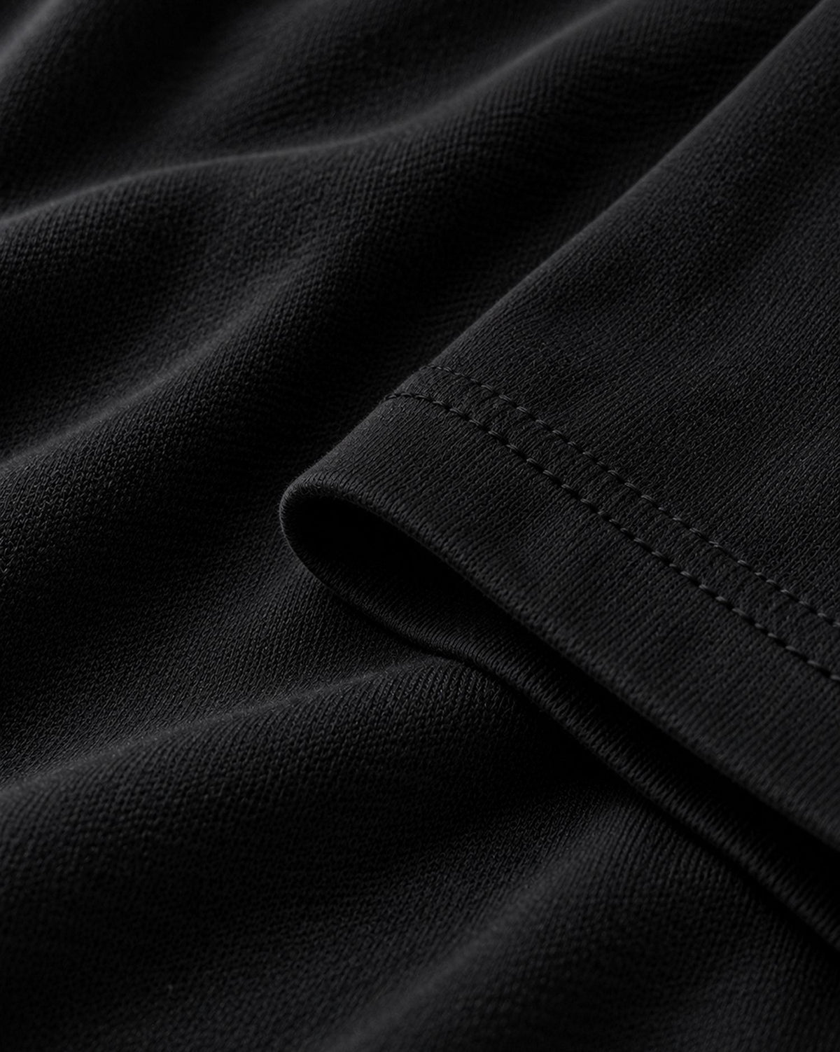 Tiger-Paw-Men-Crew-Neck-Black-Img-6